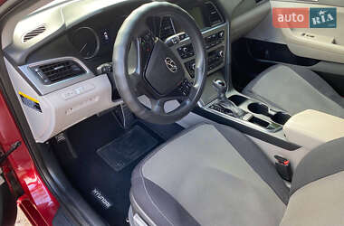 Седан Hyundai Sonata 2015 в 