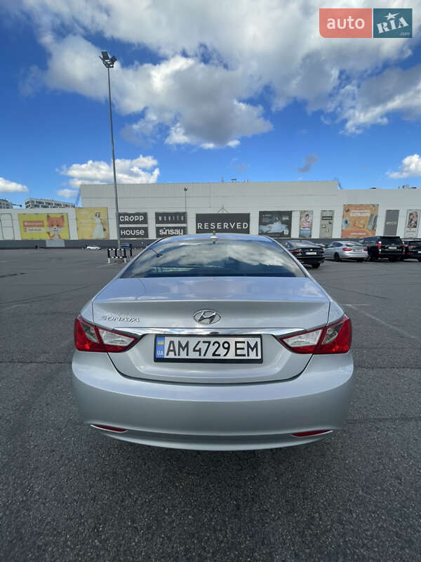Седан Hyundai Sonata 2011 в Киеве фото 4 Седан Hyundai Sonata 2011 в Киеве