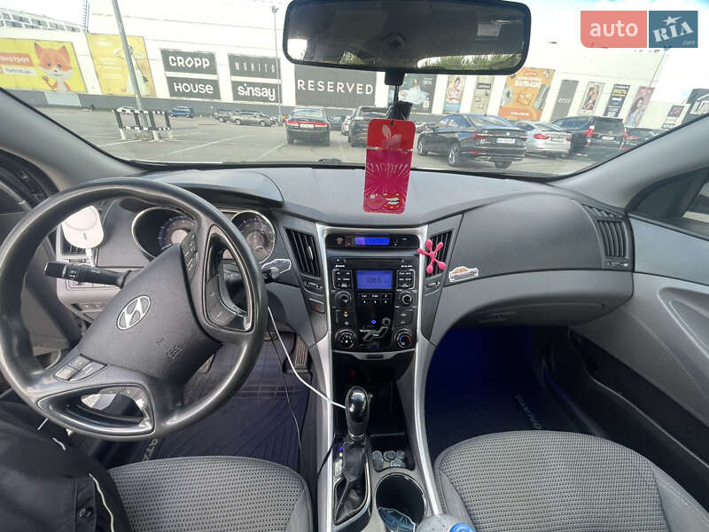Седан Hyundai Sonata 2011 в Киеве фото 9 Седан Hyundai Sonata 2011 в Киеве