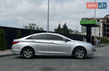 Седан Hyundai Sonata 2013 в 