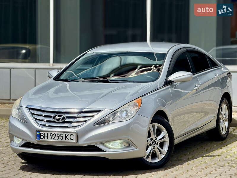 Hyundai Sonata 2012