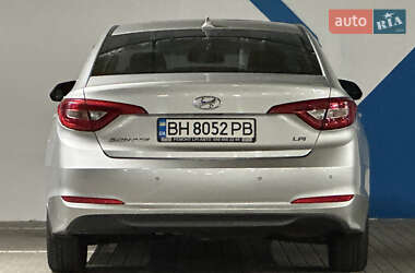 Седан Hyundai Sonata 2015 в 