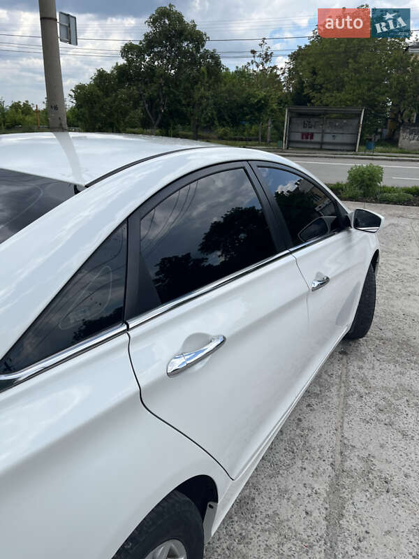 Седан Hyundai Sonata 2011 в Каменец-Подольском фото 8 Седан Hyundai Sonata 2011 в Каменец-Подольском