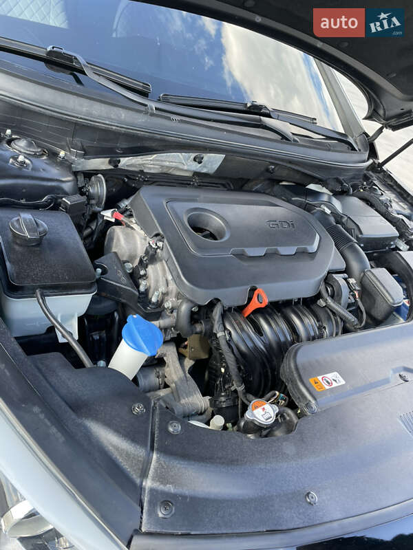 Седан Hyundai Sonata 2015 в Вознесенську