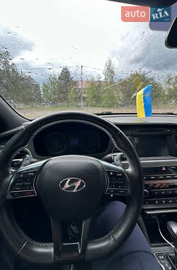 Седан Hyundai Sonata 2017 в 