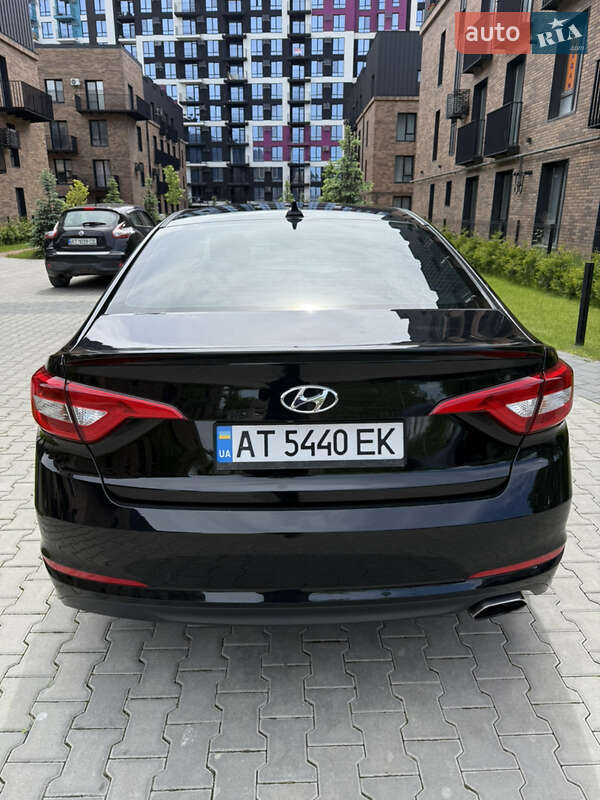 Седан Hyundai Sonata 2015 в Ивано-Франковске