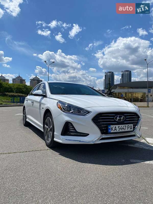 Седан Hyundai Sonata 2018 в Киеве