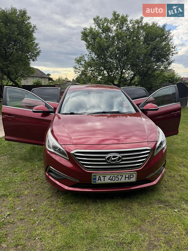 Седан Hyundai Sonata 2016 в Калуші