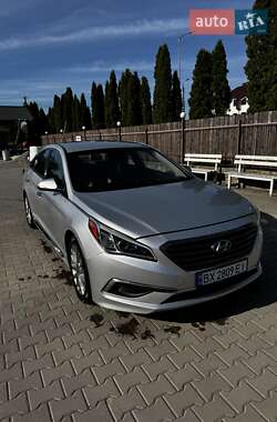 Седан Hyundai Sonata 2015 в Дунаївцях