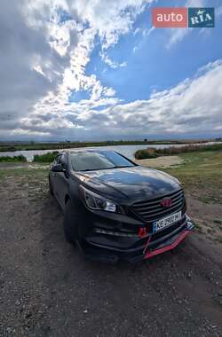 Седан Hyundai Sonata 2015 в Никополе