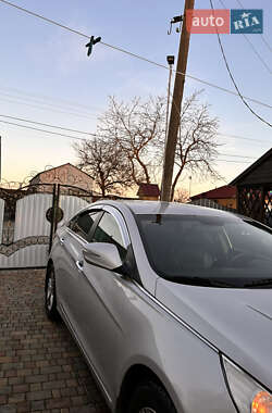 Седан Hyundai Sonata 2014 в 