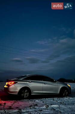 Седан Hyundai Sonata 2014 в 