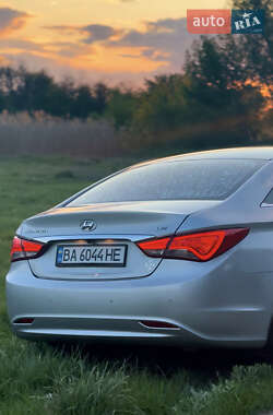 Седан Hyundai Sonata 2014 в 