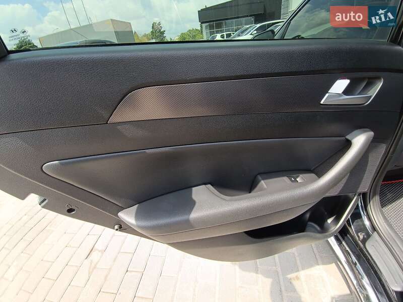 Седан Hyundai Sonata 2015 в Полтаві
