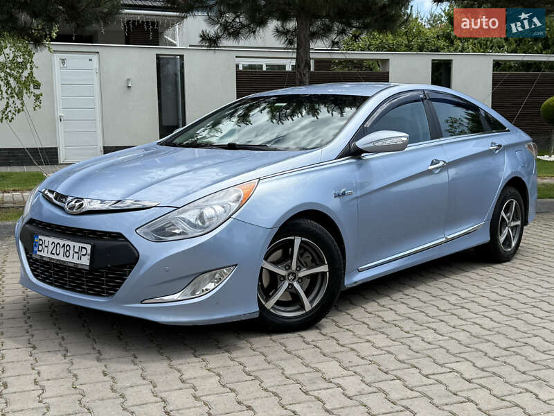 Седан Hyundai Sonata 2013 в 