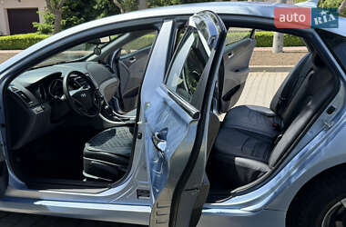 Седан Hyundai Sonata 2013 в 