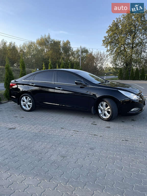 Седан Hyundai Sonata 2011 в 