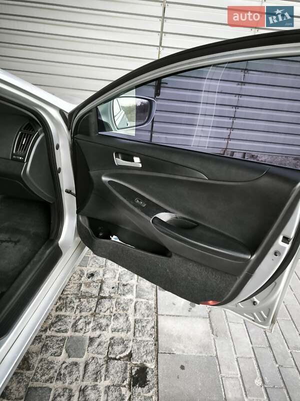 Седан Hyundai Sonata 2014 в Кам'янському