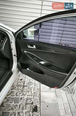 Седан Hyundai Sonata 2014 в 