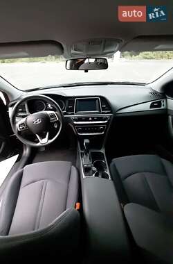 Седан Hyundai Sonata 2019 в 