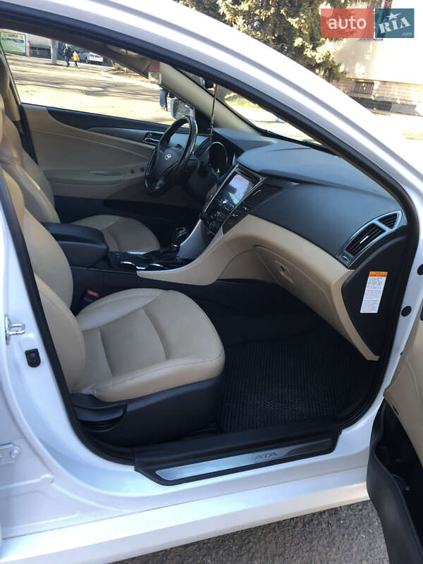 Седан Hyundai Sonata 2013 в Одесі