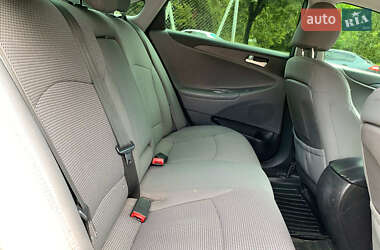 Седан Hyundai Sonata 2011 в 
