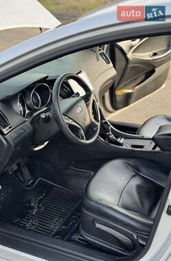 Седан Hyundai Sonata 2014 в 