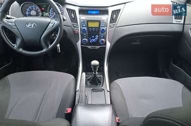 Седан Hyundai Sonata 2012 в 