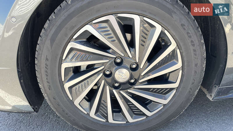 Седан Hyundai Sonata 2020 в Львове фото 25 Седан Hyundai Sonata 2020 в Львове