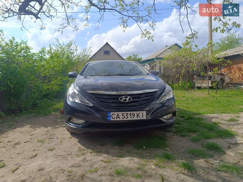 Седан Hyundai Sonata 2013 в Гайвороне