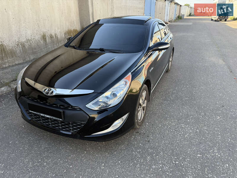 Седан Hyundai Sonata 2011 в 