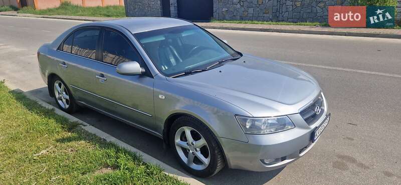 Седан Hyundai Sonata 2008 в Софіївській Борщагівці