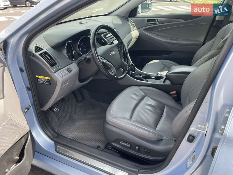 Седан Hyundai Sonata 2014 в Киеве