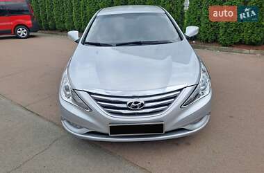 Седан Hyundai Sonata 2015 в 