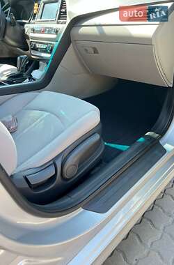 Седан Hyundai Sonata 2017 в 