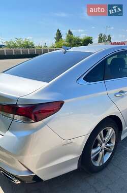 Седан Hyundai Sonata 2017 в 