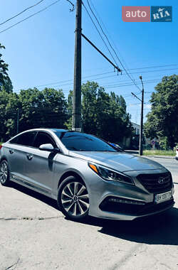 Седан Hyundai Sonata 2015 в 