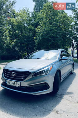 Седан Hyundai Sonata 2015 в 