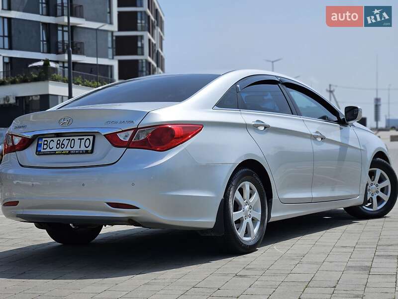 Седан Hyundai Sonata 2012 в Львові