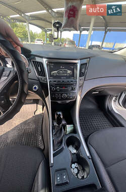 Седан Hyundai Sonata 2014 в 