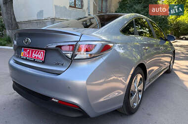 Седан Hyundai Sonata 2015 в 