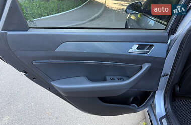 Седан Hyundai Sonata 2015 в 