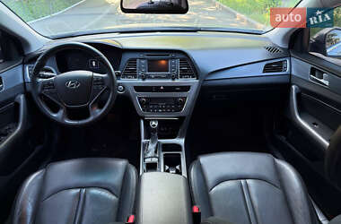 Седан Hyundai Sonata 2015 в 