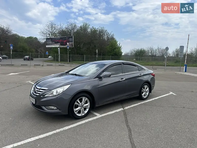 Hyundai Sonata