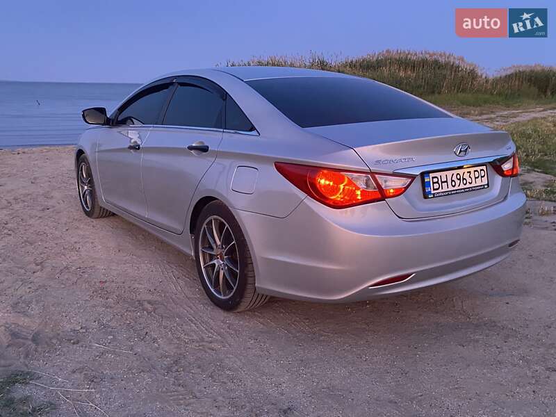Седан Hyundai Sonata 2014 в Белгороде-Днестровском