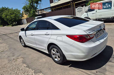 Седан Hyundai Sonata 2014 в 