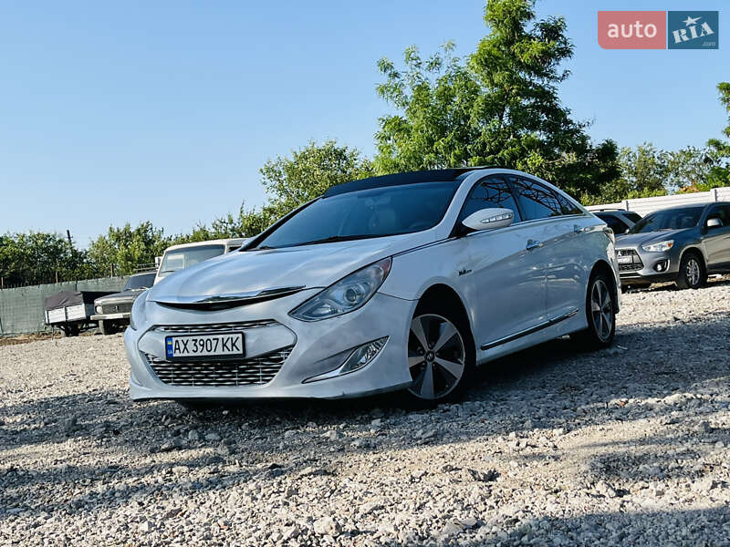 Hyundai Sonata 2011