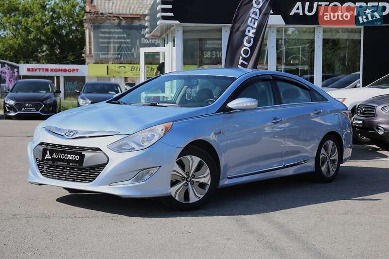 Hyundai Sonata 2013