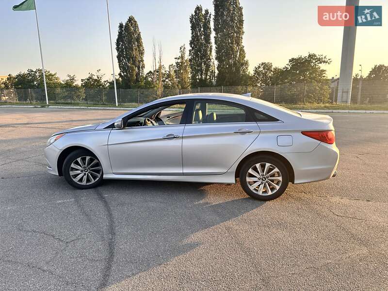 Седан Hyundai Sonata 2014 в Харкові