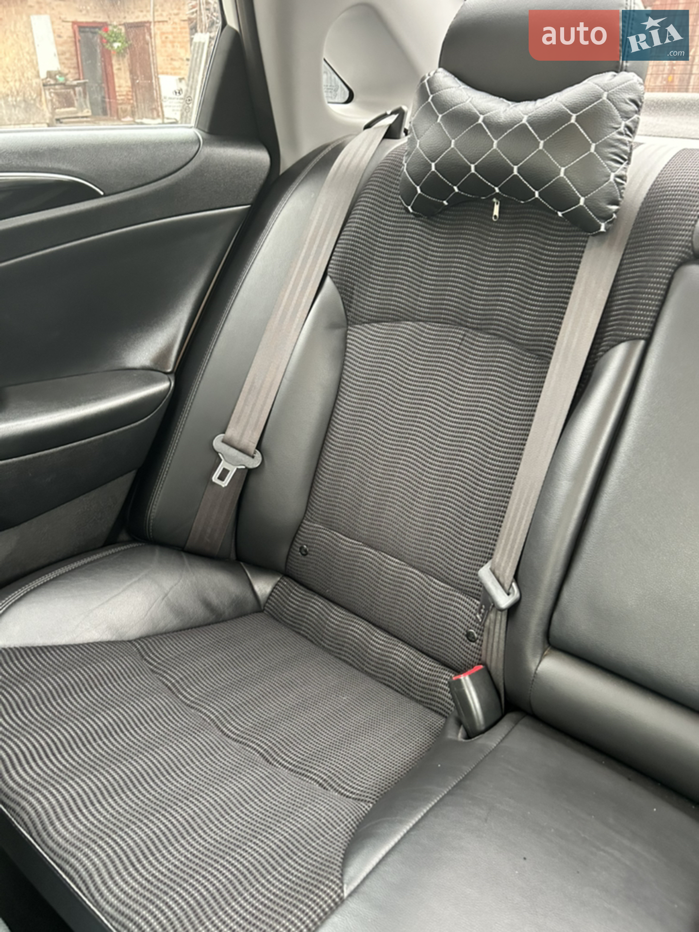 2012 Hyundai Sonata - мініатюра 17